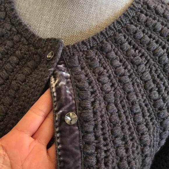 New - Ann Taylor cardigan - Picture 2 of 4